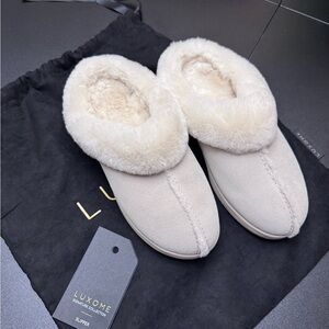 Cream Shearling-Lined Women’s Slippers